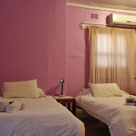 The Farmhouse Boutique Guesthouse And Beergarden Cc オウチョ エクステリア 写真